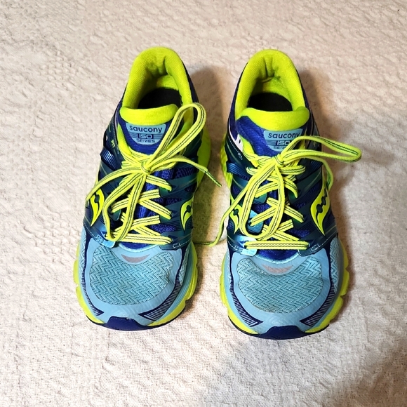 saucony Shoes - Sacony Sneakers